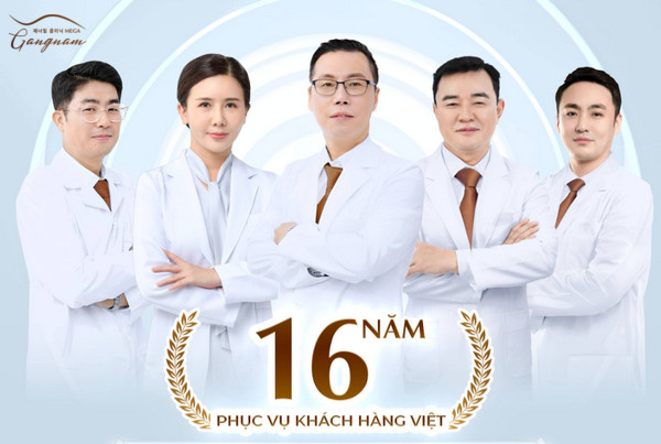 Đội ngũ chuyên gia đầu ngành trẻ hóa tận tâm phục vụ khách hàng