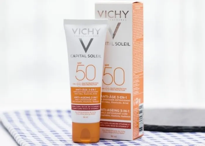 Kem chống nắng Vichy Capital Soleil Anti-Aging 3in1 SPF50