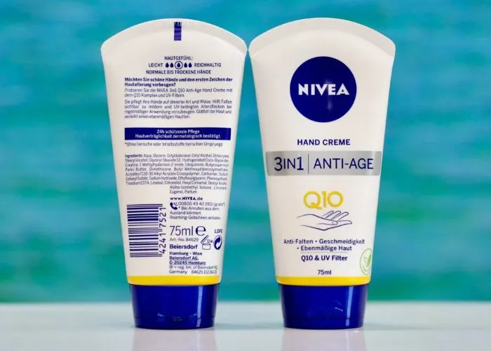 Kem dưỡng da tay Nivea Hand Q10 Plus Age - Defying Hand Cream