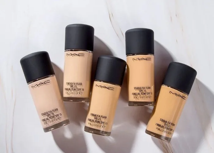 Kem Nền MAC Studio Fix Fluid Foundation SPF 15