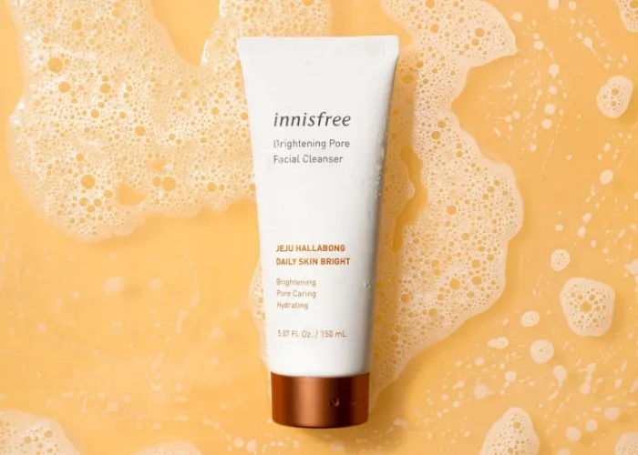 Sữa rửa mặt Innisfree Brightening Pore Facial Cleanser